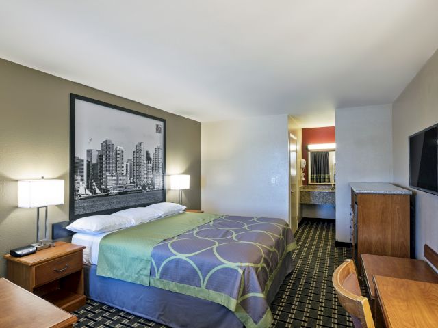 Hotel 39 Westminster — photo 27 of 47